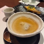 風凛 - 【煮物】　真鯛の養老蒸し　銀餡掛け　奥は焼物（鰆）