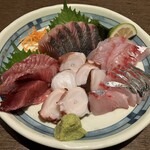 なごみや一献 - お造り盛り合わせ（？円）