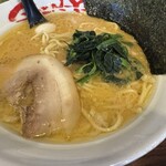 横浜家系ラーメン 吟家 - 料理写真: