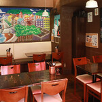 バル エビータ - 店内