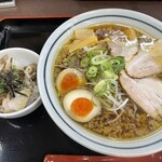 愛と情熱のらーめん屋 皐月亭 - 