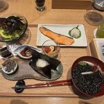 山形屋海苔店 京橋本店 - お結び到着