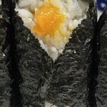 おにぎりぼんご - 卵黄醤油漬けおにぎり