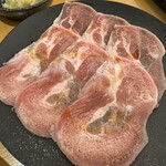 焼肉きんぐ 横浜六浦店 - 