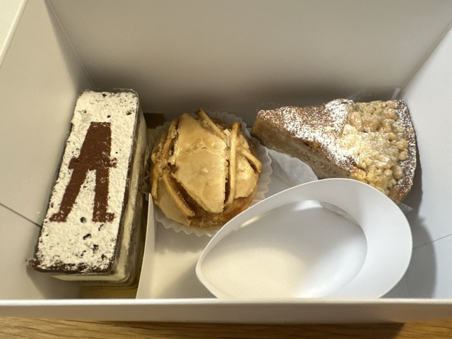 ⌘ Porte-Bonheur ⌘ページ Porte Bonheur - Kita Urawa/Cake | Tabelog