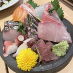 炭焼炉端 魚のいしさか - 