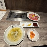 焼肉&手打ち冷麺 二郎 KANAYAMA - 