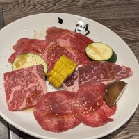 焼肉&手打ち冷麺 二郎 KANAYAMA - 