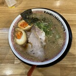 ラーメン まこと屋 - 煮卵背脂醤油ラーメン①