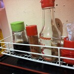 沖縄大衆酒場 島人 - 卓上