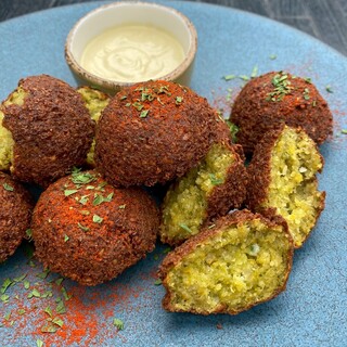 地中海料理やを中心に、世界の「おいしい」を集めた一皿を