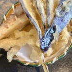 製麺練場 風布うどん - 天ぷらサクサクで絶品！絶対頼んで！