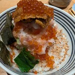 日本橋海鮮丼 つじ半 - 