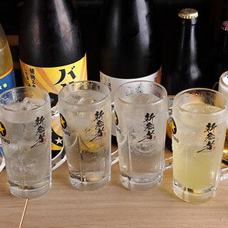 圧倒的高コスパ！108円のレモンサワーやハイボールなど満喫