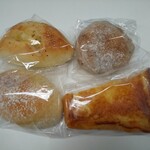 ダーシェンカ ーYouー（大高店） - プレミアムくりーむぱん
                                トリプルチーズ
                                プチダーシェンカ
                                フレンチトースト
                                