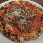 ピッツェリア ファッブリカ 1090 - サンマリナーラ(秋刀魚のコンフィが乗ったマリナーラ)