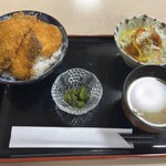 キッチン よろこんで - ブリカツ丼