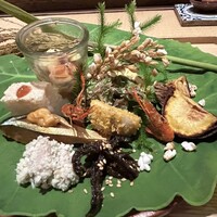 青蓮院門跡前 月おか - 