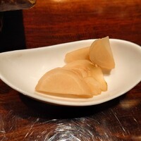 初音鮨 - 新生姜のガリ