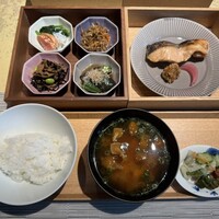 炯 - 