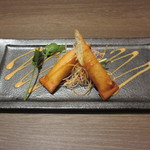 タラバ蟹の揚げ春巻き￥346　（消費税８％込）