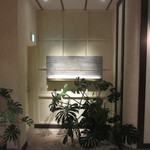 新宿ランブータン - エレベーター前エントランス