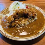 カレーハウス アパッチ - 料理写真:チキンカツカレー950円