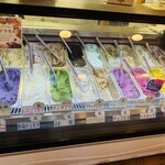 ウエモンズ ハート - ショーケース