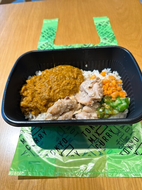 東京ミックスカリー tokyomixカレー KITTE丸の内 TOKYO MIX CURRY 健康で豊かな生活を目指してます
