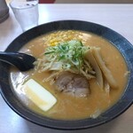 ラーメン さんぱち - 料理写真: