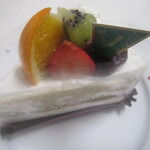 シャトレーゼ - 料理写真:敬老の日・小豆と栗のショートケーキ