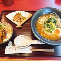 大塚 うなぎ宮川 - 極みうなそばセット