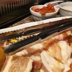 韓国 サムギョプサル専門店 コッテジ - 食べ放題の肉・野菜