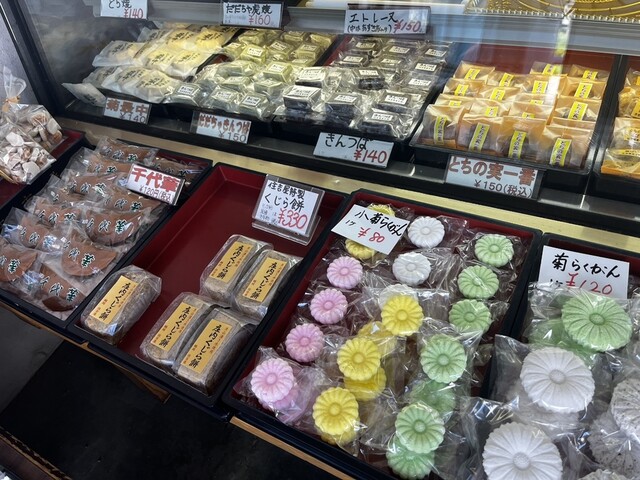 住吉屋菓子舗 鶴岡店 &ndash; 手作り和スイーツと季節限定メニュー