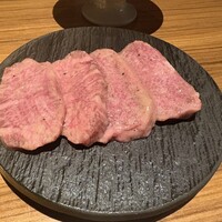 中目黒焼肉 登牛門 - 