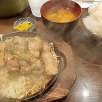とんテキ豚屋 - 