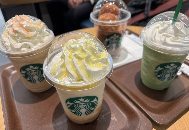 ◉STARBUCKS　COFFEECAFE➕コーヒーショップ女性店員セット ◉STARBUCKS COFFEECAFE➕コーヒーショップ女性店員セット