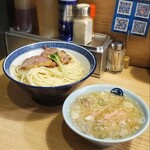 煮干そば 流。 - 背脂つけそば(塩・中盛)