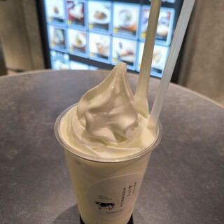 オホーツク おこっぺミルクスタンド_1