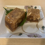 手打ち蕎麦 雷鳥 - 魚の煮凝り（断面）