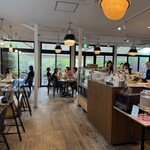 The LOAF Cafe - 2階店内