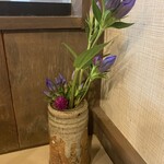 手打ち蕎麦 雷鳥 - なんの花だろう…