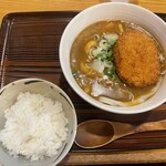 武州うどんあかねandみどりダイニング - 