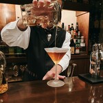 バー・プルーフ - 内観