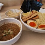 つけそば 周 - つけそば並300ｇ890円＋のり 110円