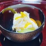 蓬左茶寮 - ブドウとトマトと渡り蟹の白和え