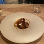 320785676 - 