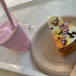 スヌーピー・バックロット・カフェ - 