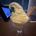 東京豊洲万葉倶楽部 - もものパフェ