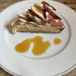 atelier BASEL - イチジクのタルト